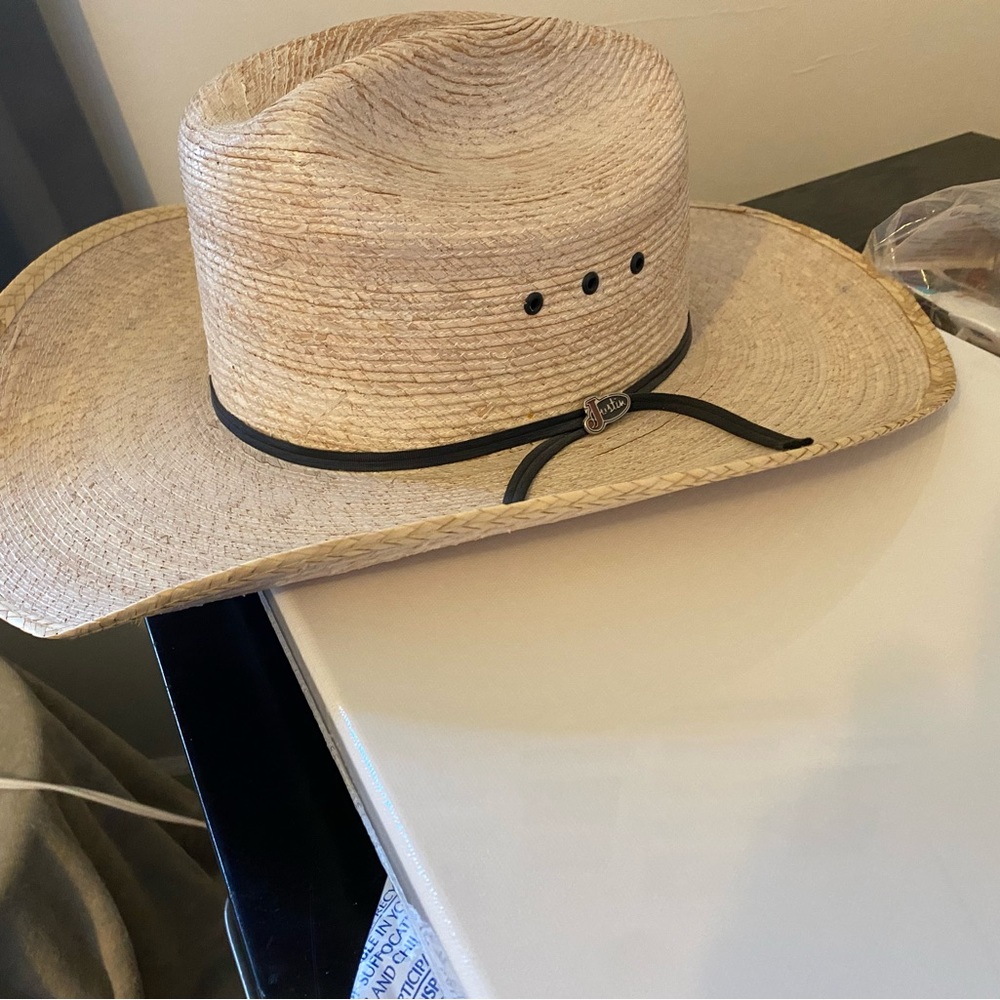Brand name cowboy hat